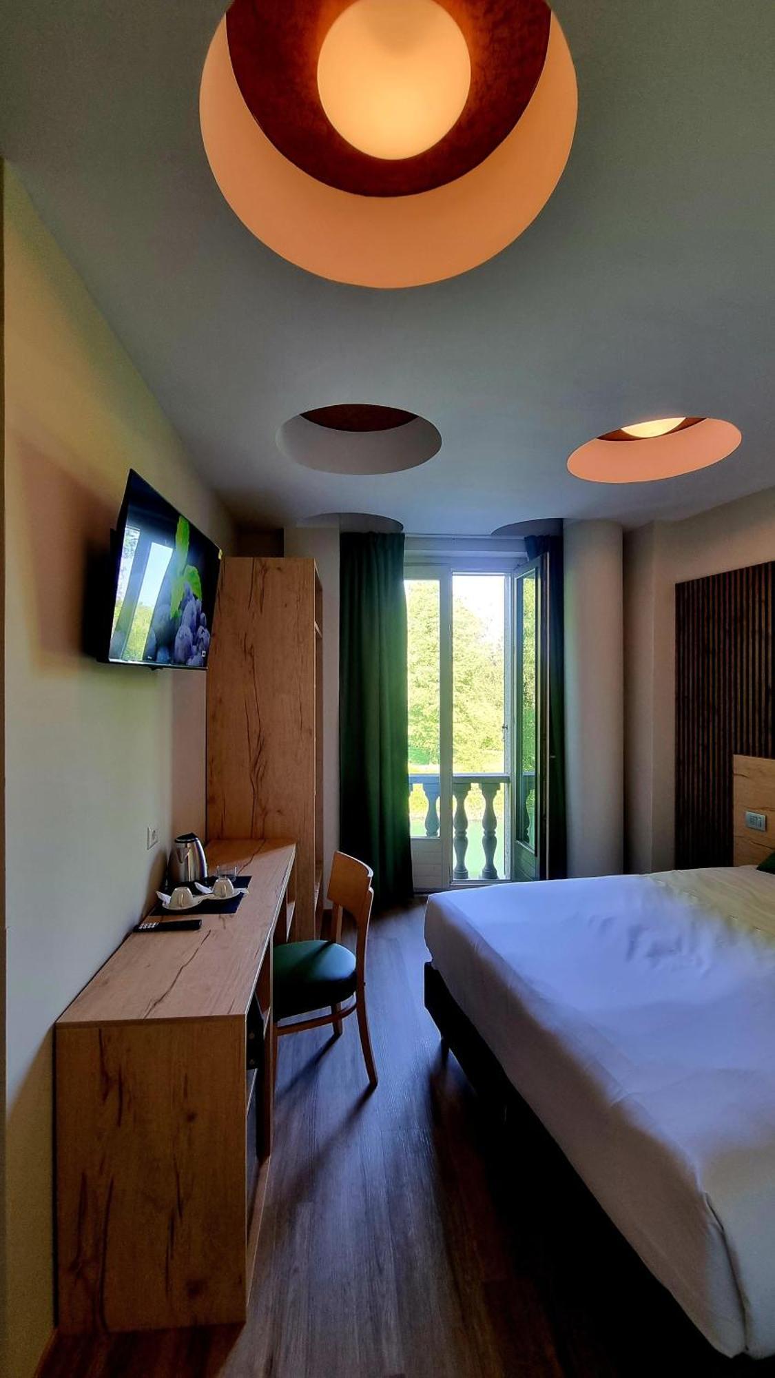 Fara Gera dʼAdda Botanique Hotel Vergani מראה חיצוני תמונה