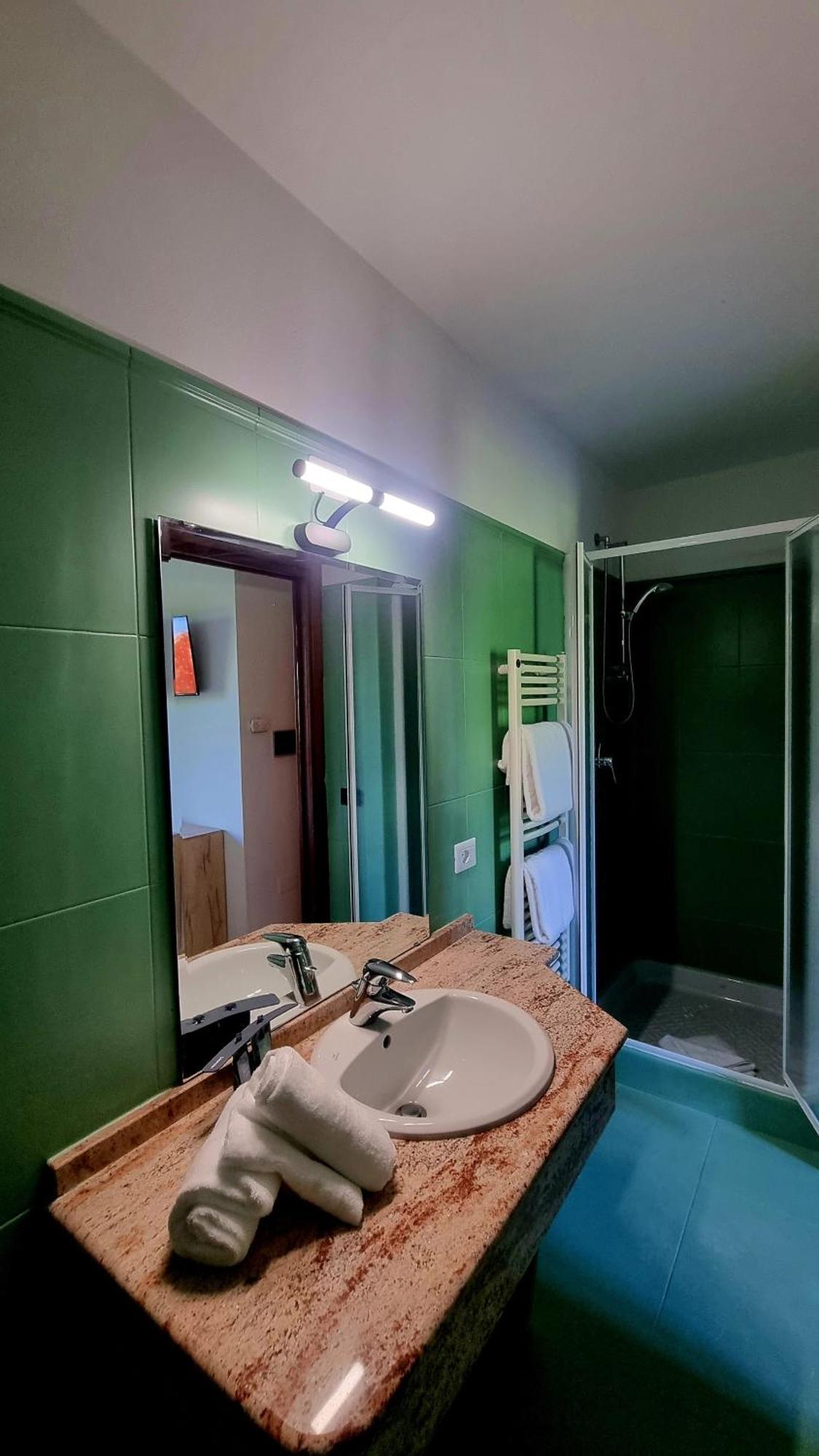 Fara Gera dʼAdda Botanique Hotel Vergani מראה חיצוני תמונה