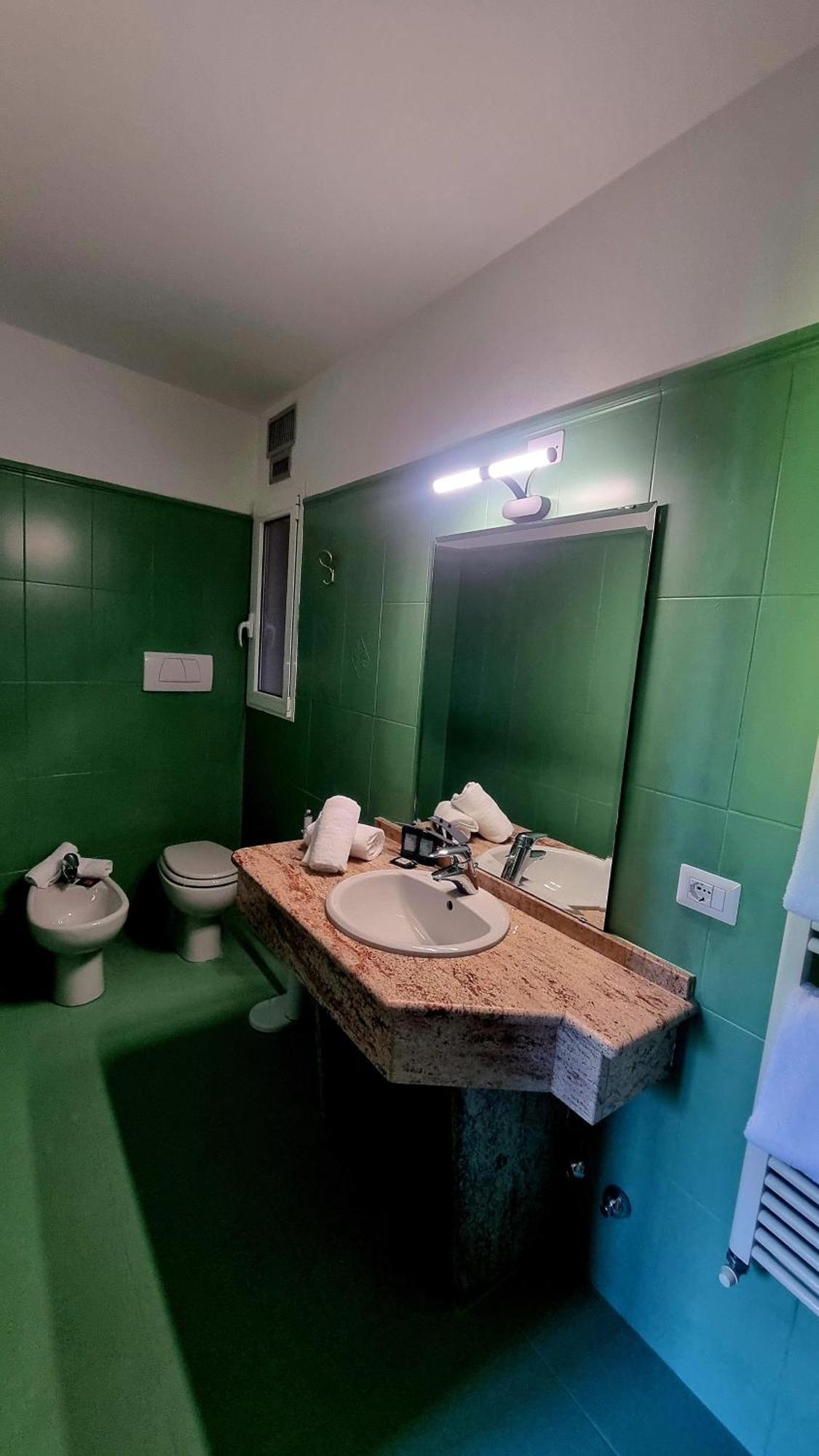 Fara Gera dʼAdda Botanique Hotel Vergani מראה חיצוני תמונה